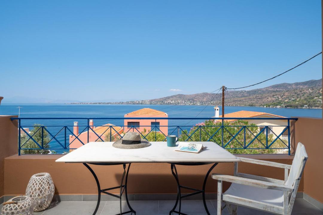 Photo of Patio Balcony in Perdhika