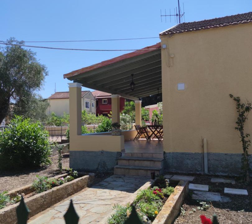 Photo of Patio Balcony in Kouramades