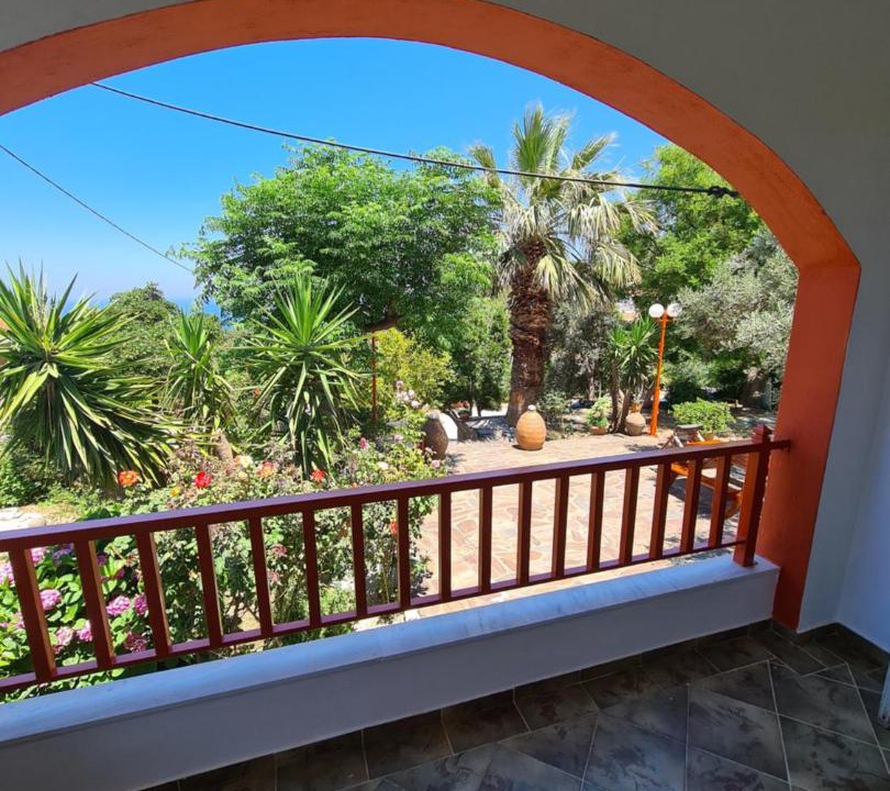 Photo of Patio Balcony in Armenistis