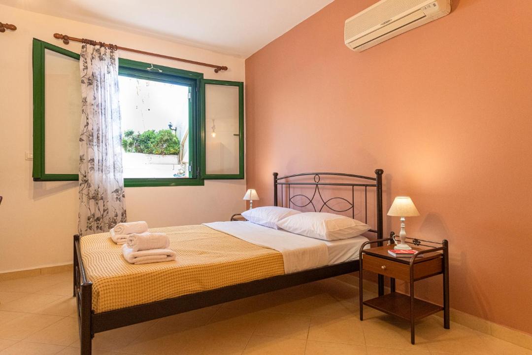Photo of Bedroom in Kontos