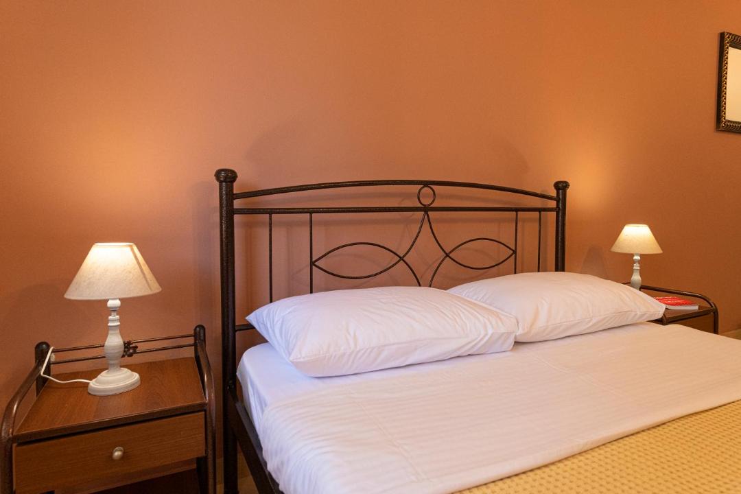 Photo of Bedroom in Kontos
