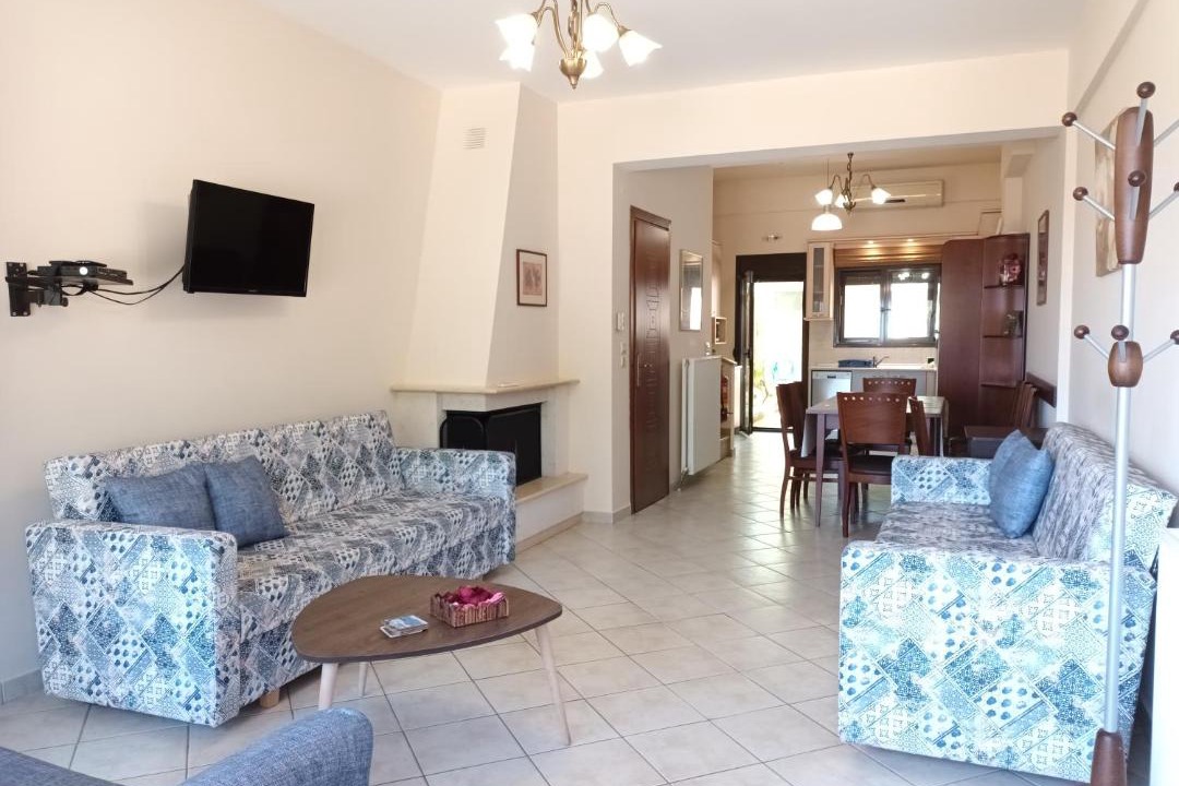 Photo of Livingroom in Golden Beach