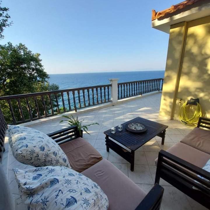 Photo of Others in Samos