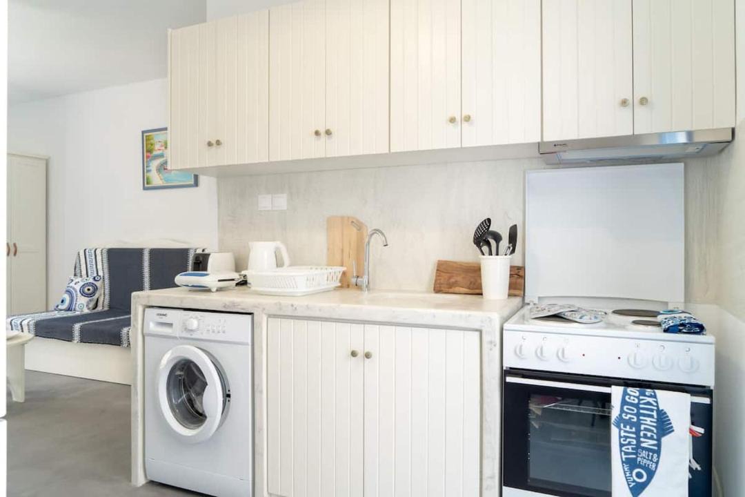 Photo of Kitchen in Makry Gialos
