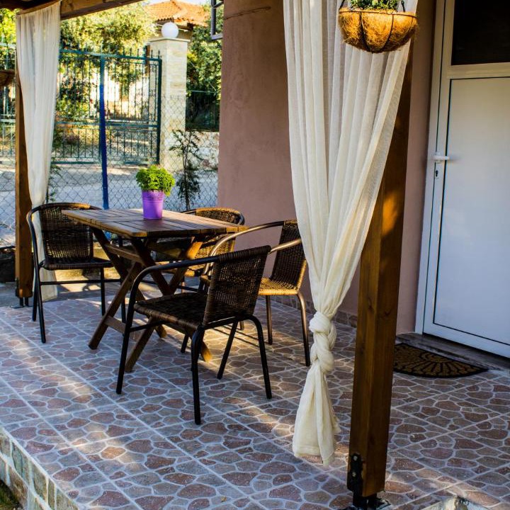 Photo of Patio Balcony in Megalos Prinos