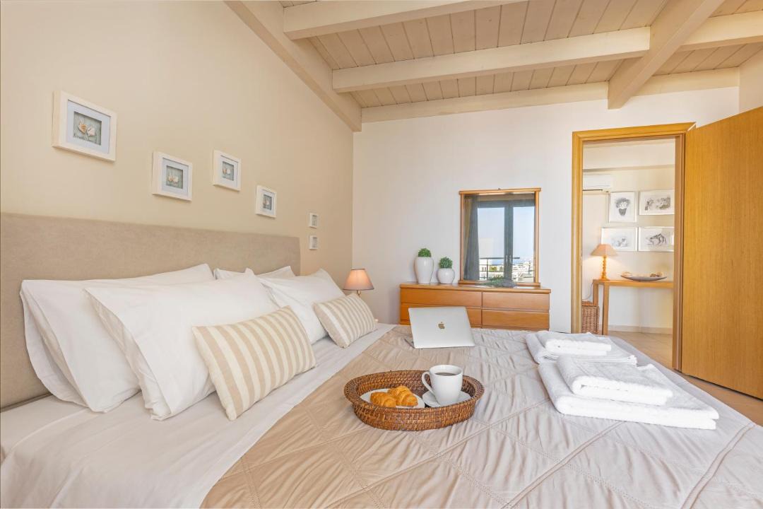 Photo of Bedroom in Petaloudes