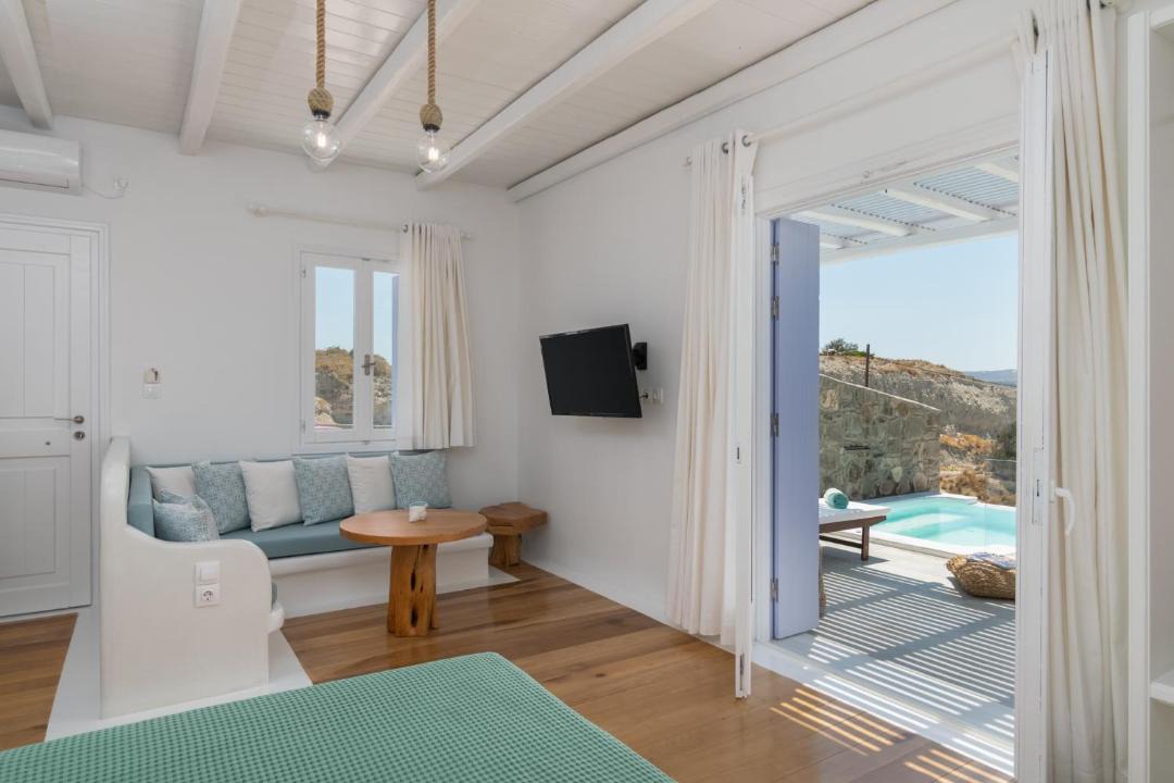 Photo of Others in Milos