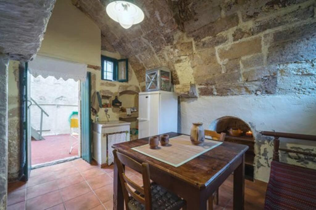 Photo of Kitchen in Monopari