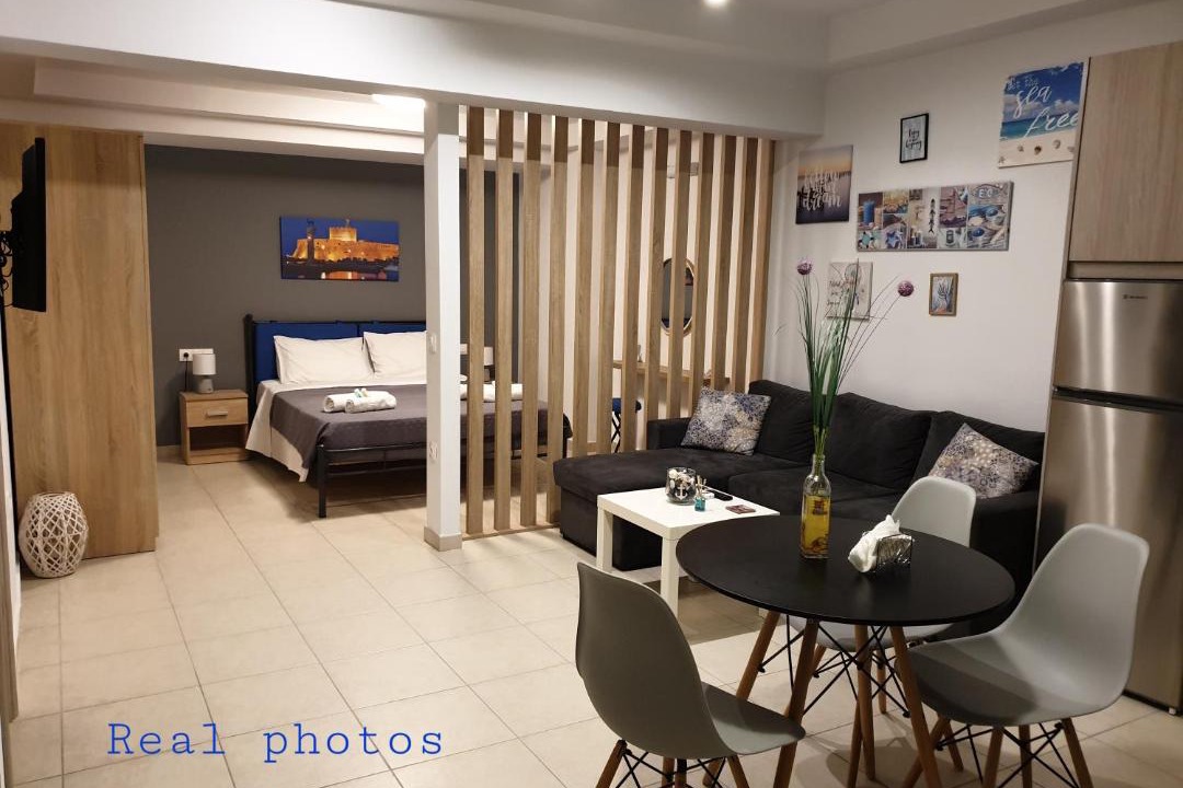 Photo of Livingroom in Rhodes Town