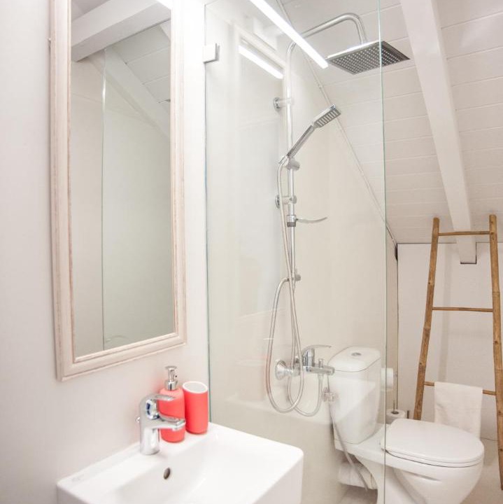 Photo of Bathroom in Fiskardo