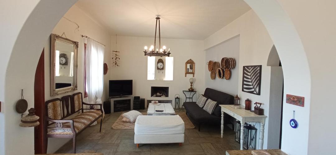 Photo of Livingroom in Parikia