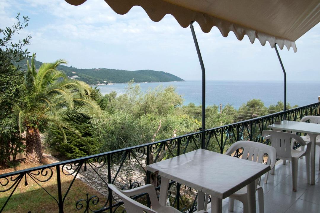 Photo of Patio Balcony in Apraos