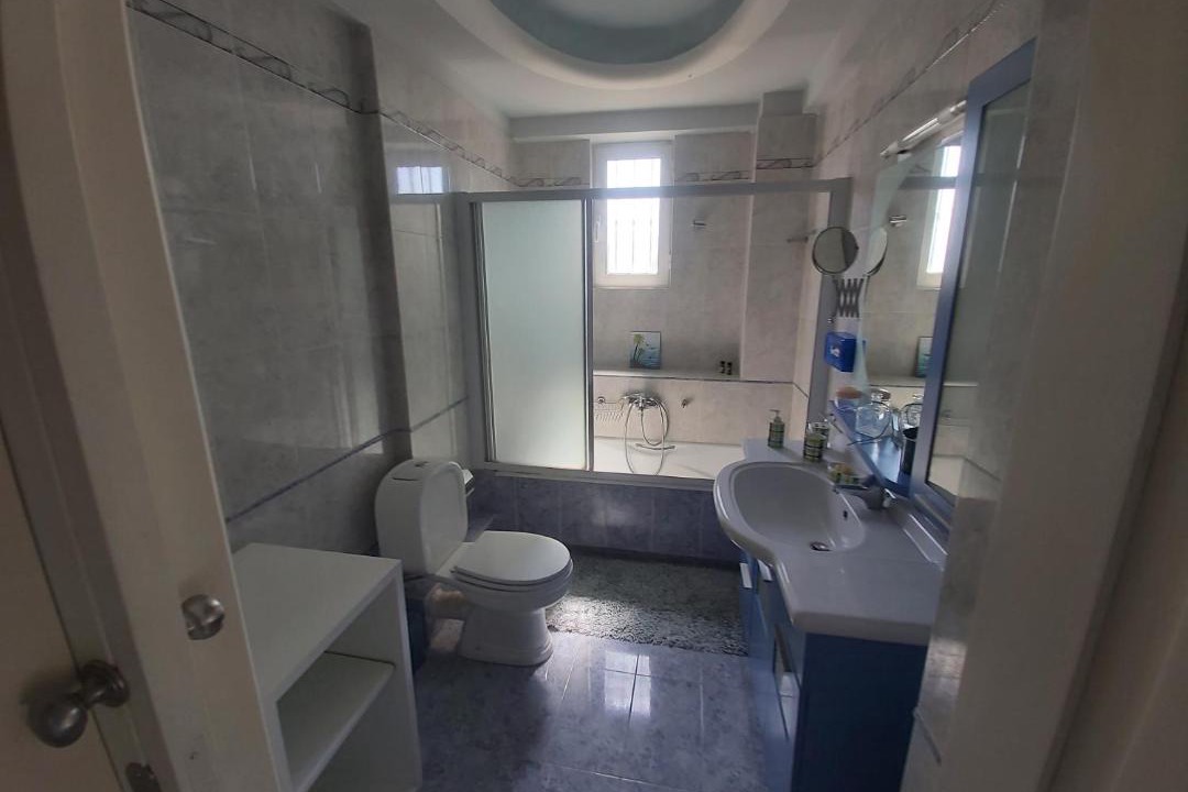 Photo of Bathroom in Kineta