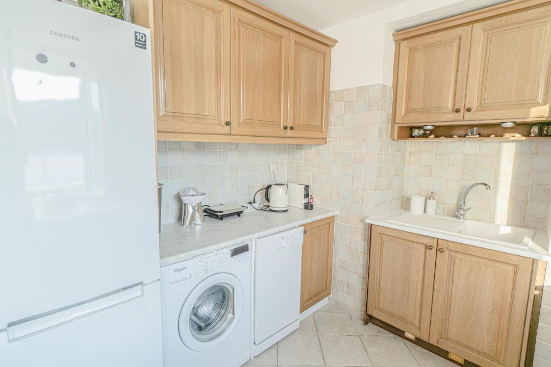Photo of Kitchen in Paleopolis