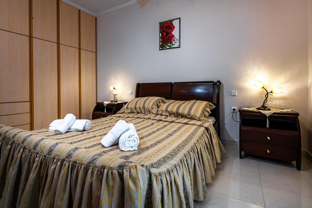 Photo of Bedroom in Alykes