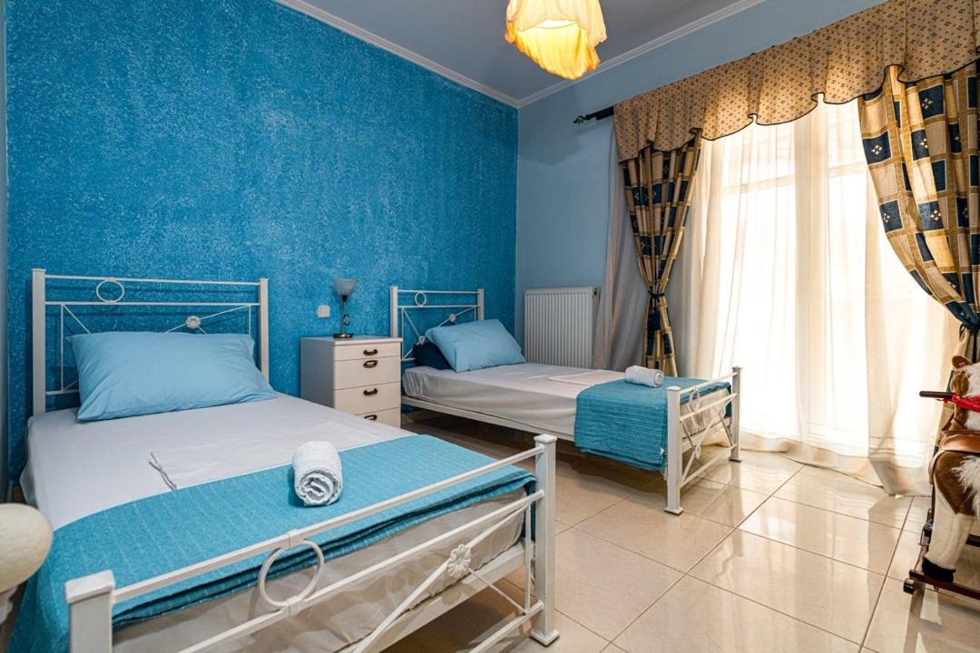 Photo of Bedroom in Alykes