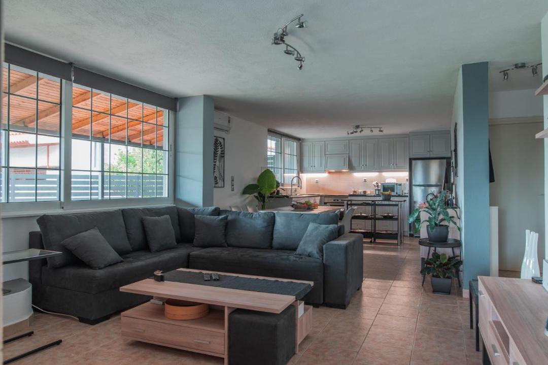 Photo of Livingroom in Kalyvia Thorikou