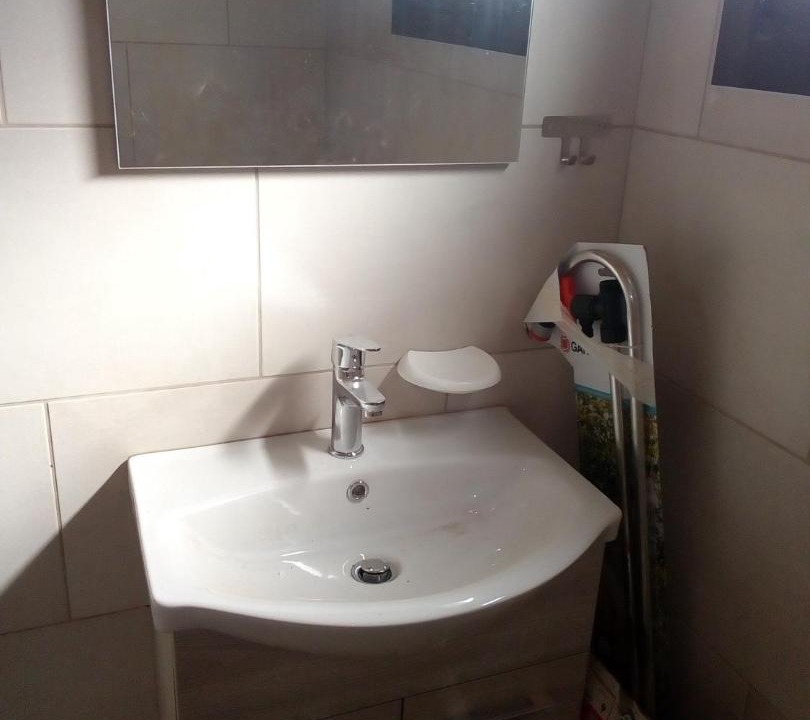 Photo of Bathroom in East Mani