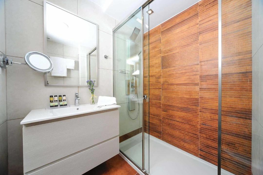 Photo of Bathroom in Atsipópoulon