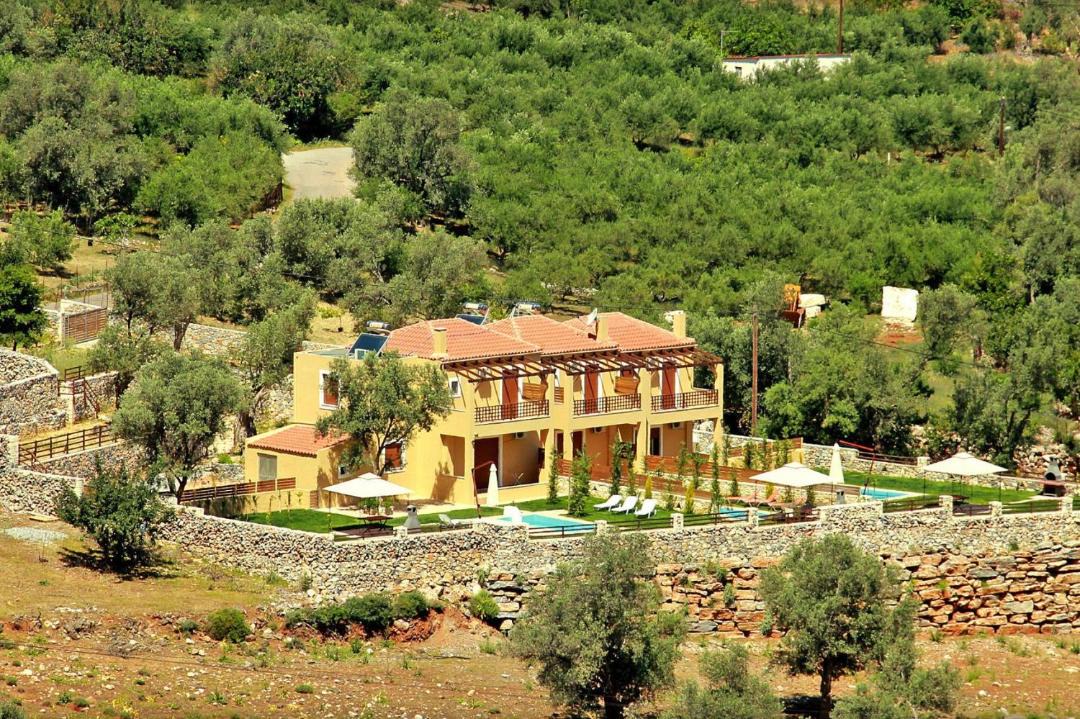 Photo of Buildings in Geropotamos
