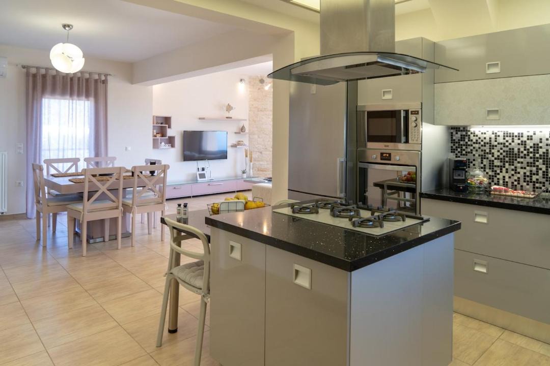 Photo of Kitchen in Makry Gialos
