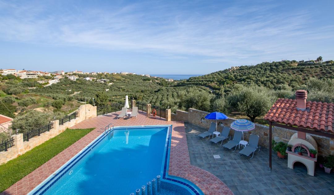 Photo of Outdoor in Stalos