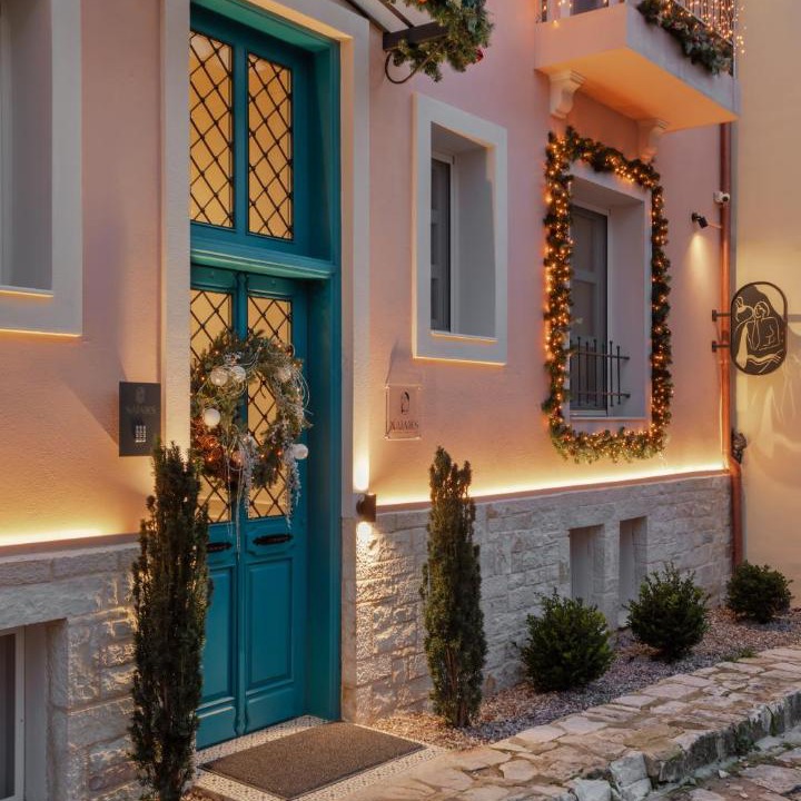 Photo of Buildings in Ioannina Town Centre