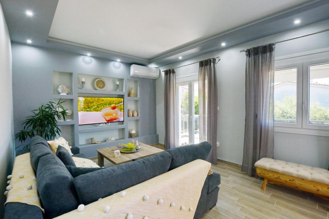 Photo of Livingroom in Thasos Town