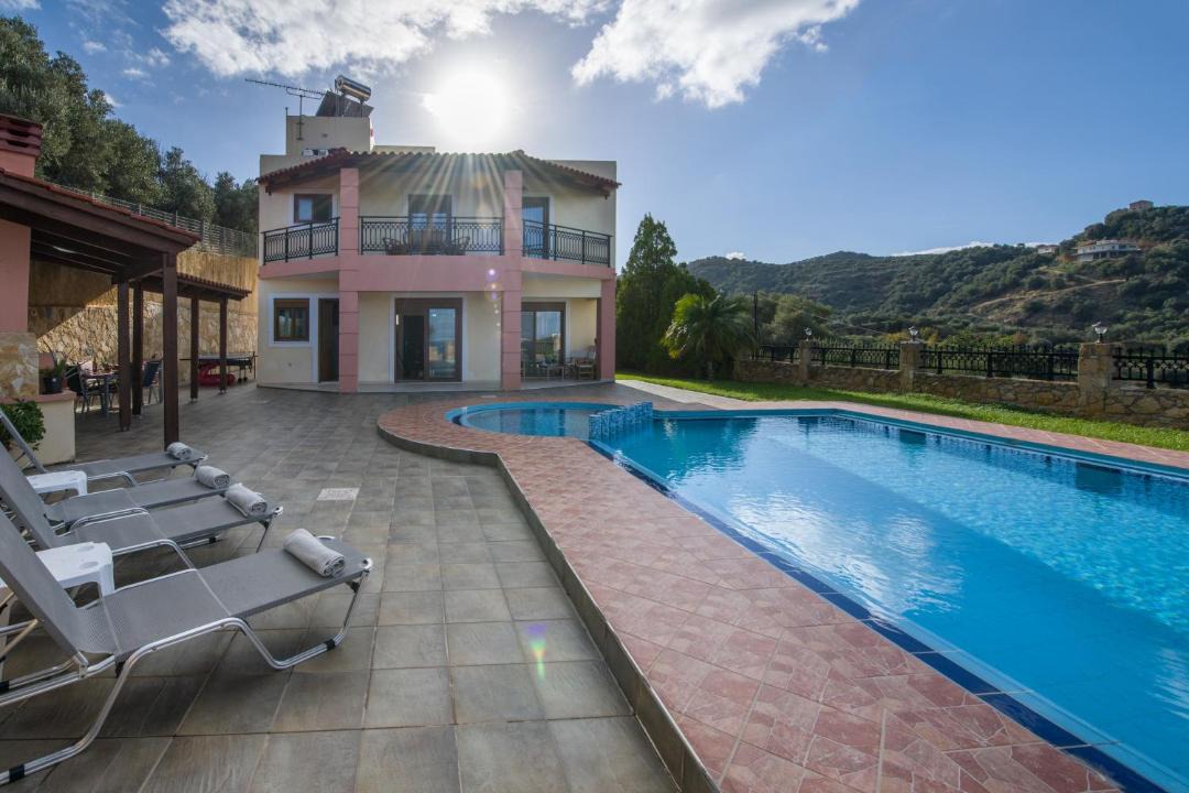 Photo of Outdoor in Stalos