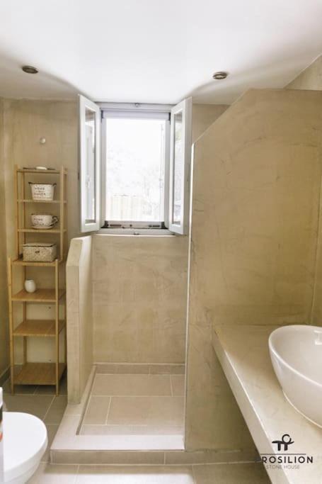 Photo of Bathroom in East Mani