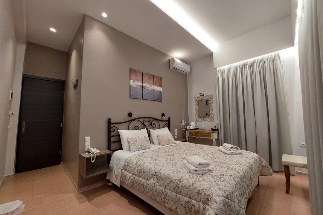Photo of Bedroom in Lokroi