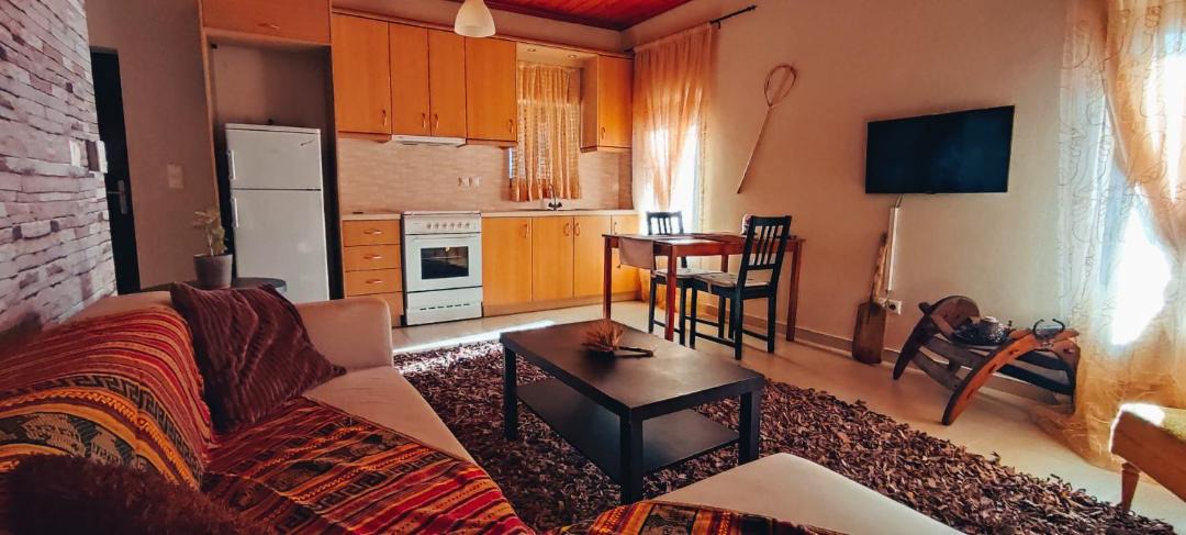 Photo of Livingroom in Sikyona