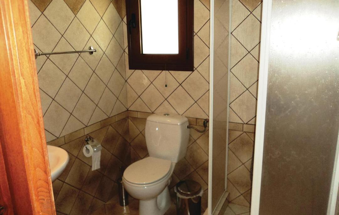 Photo of Bathroom in Paralia