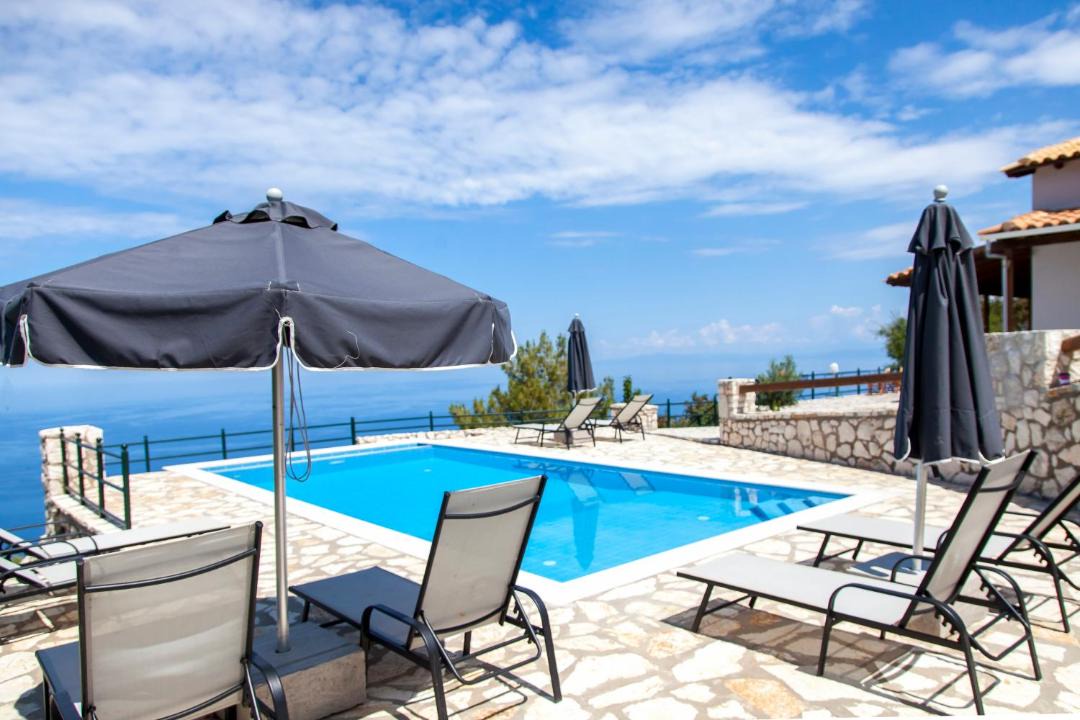 Photo of Patio Balcony in Kalamitsi