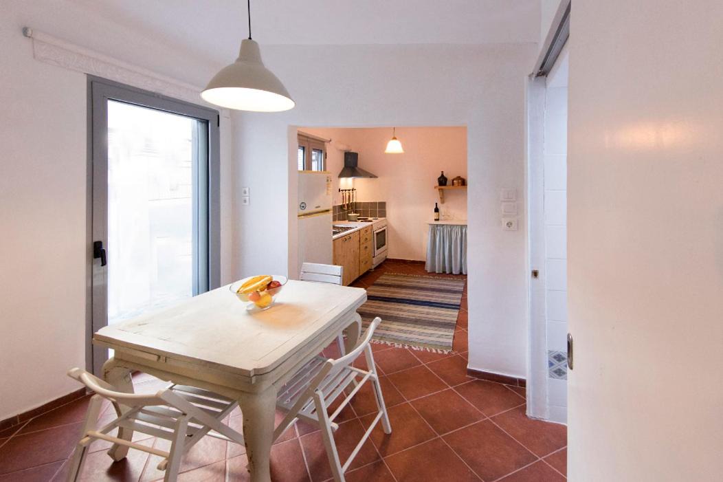 Photo of Livingroom in Athens City Centre