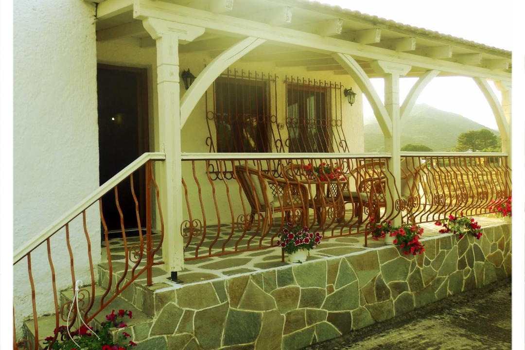 Photo of Buildings in Sikia