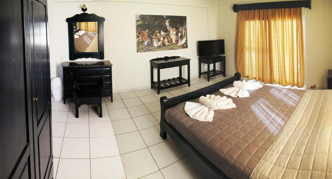 Photo of Bedroom in Polichrono