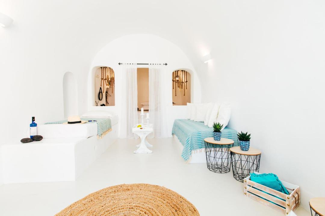 Photo of Others in Oia
