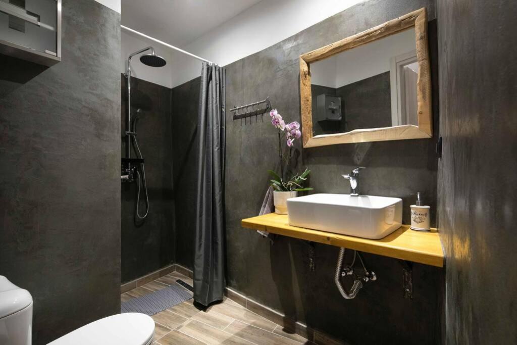 Photo of Bathroom in Doukades