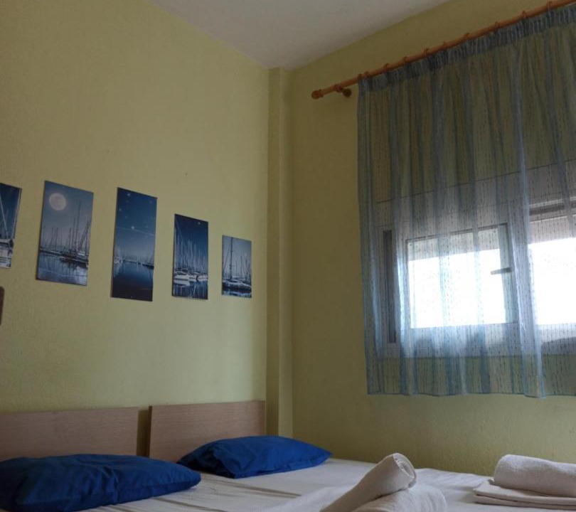 Photo of Bedroom in Flogita