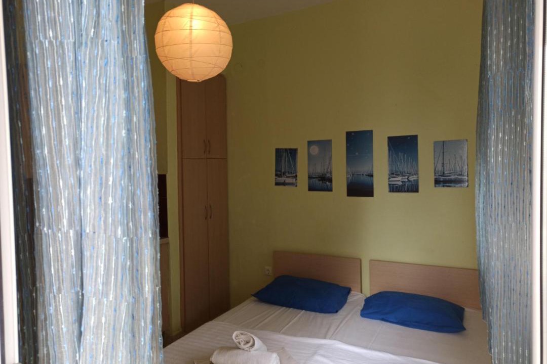 Photo of Bedroom in Flogita