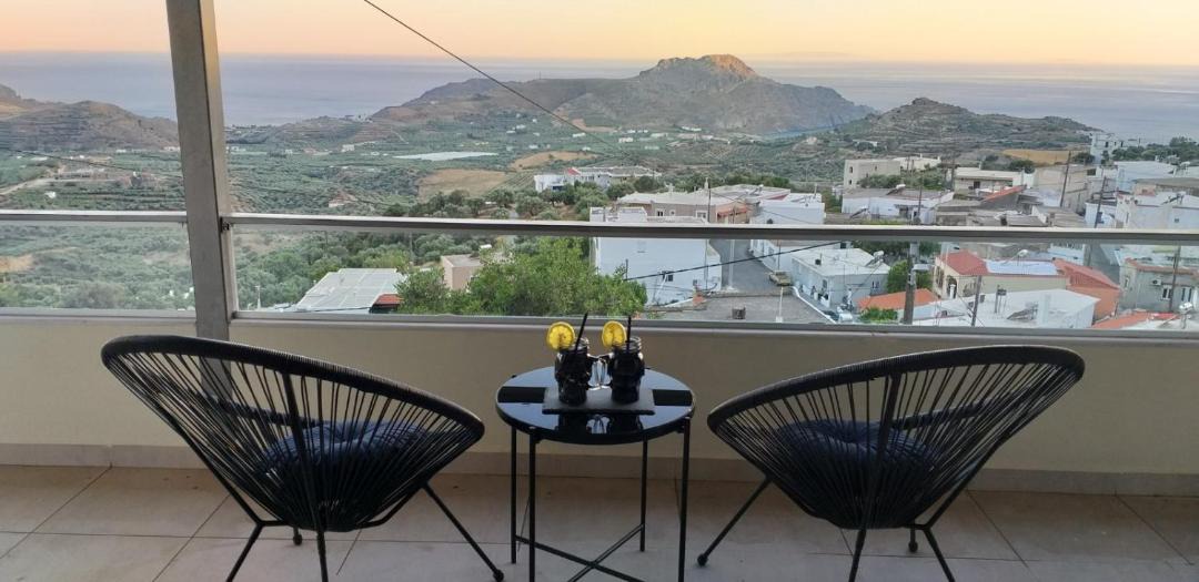 Photo of Patio Balcony in Mariou
