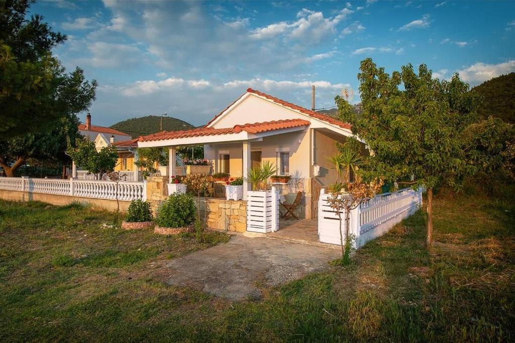 Photo of Others in Skala Rachoniou