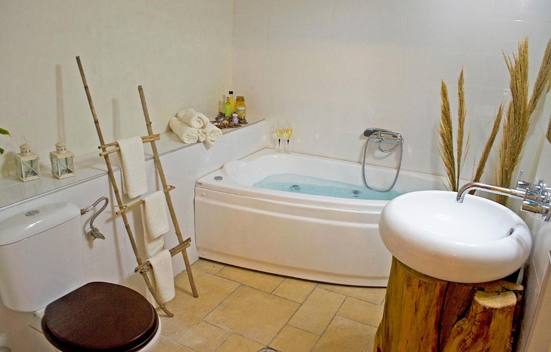 Photo of Bathroom in Rodakino