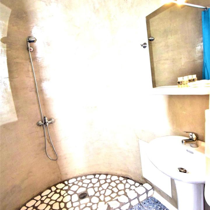 Photo of Bathroom in Glastros