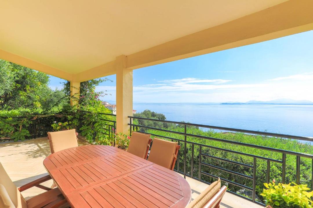 Photo of Patio Balcony in Nisaki