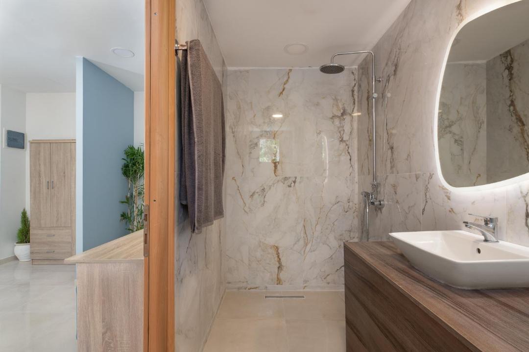 Photo of Bathroom in Ixia