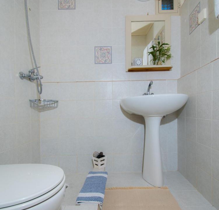 Photo of Bathroom in Marathias