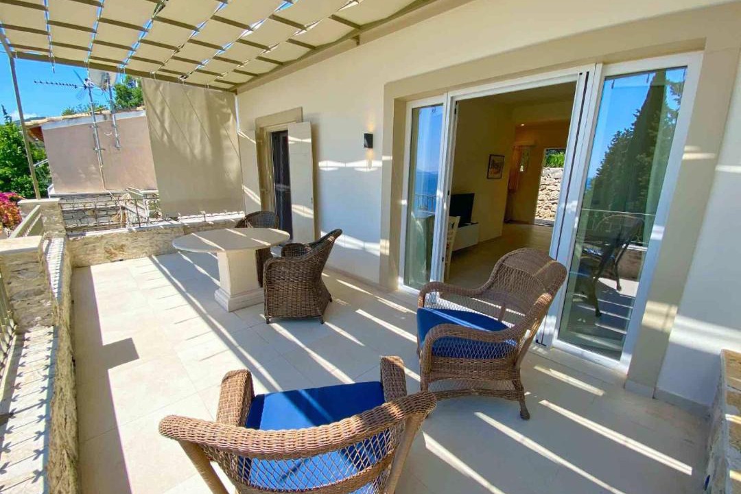 Photo of Patio Balcony in Petaleia
