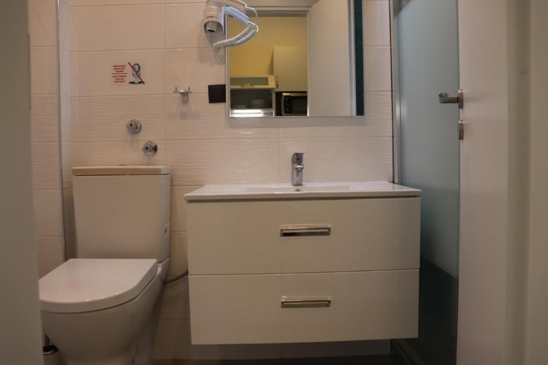 Photo of Bathroom in Elia